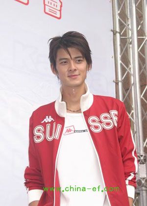 郭品超代言知名服饰品牌kappa--富民时装网-信