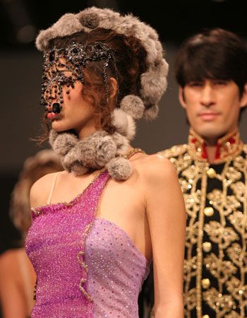 2018世界杯_2018蔡美月婚纱秀(2)